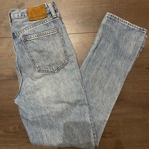 Aritzia Denim Forum Nina Super High Rise Cigarette Jeans